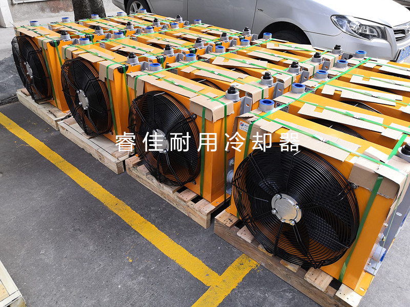 金屬打包機(jī)液壓油冷卻器