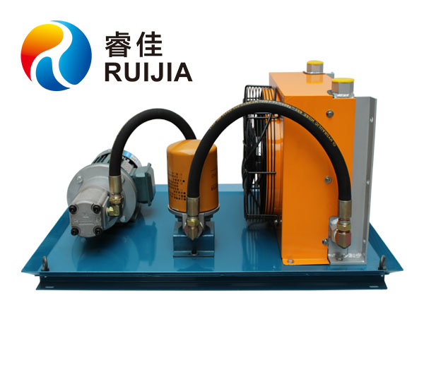 <font color='red'>液壓油冷卻器</font>的作用